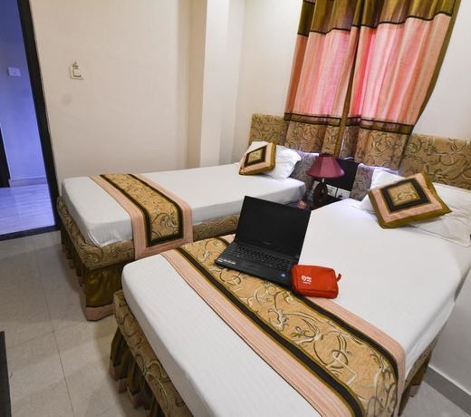 OYO 943 The Hotel Swastik Inn