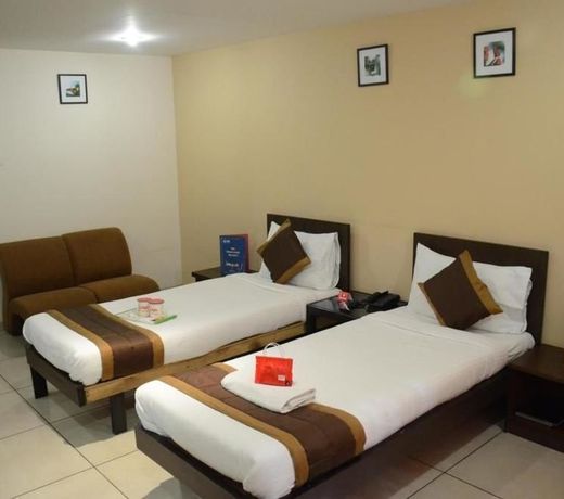 OYO 1999 Hotel Residence 20