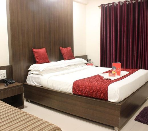 OYO 1868 Gandhibagh