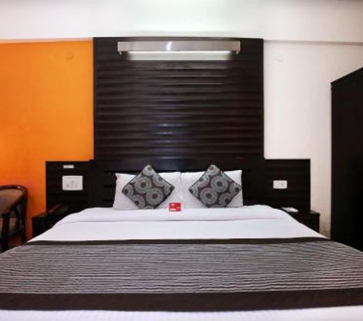 OYO 1732 Hotel The days Inn