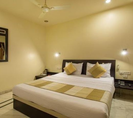 OYO 841 Hotel Ruby