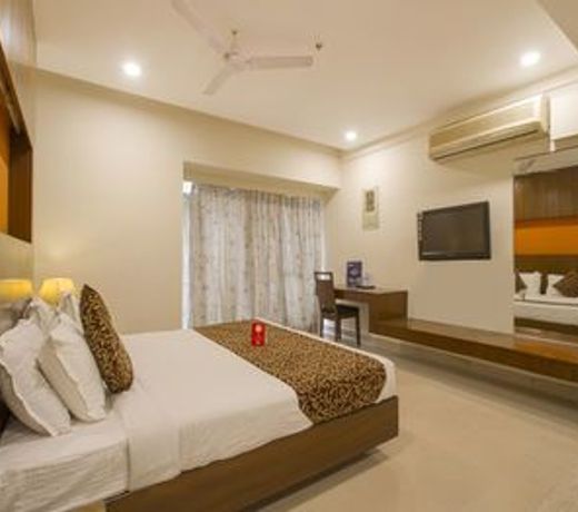 OYO 1410 Country Club Begumpet
