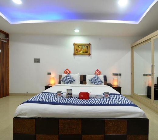 OYO Premium Raheja Mindspace