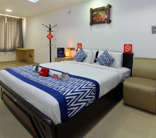 OYO Premium Raheja Mindspace