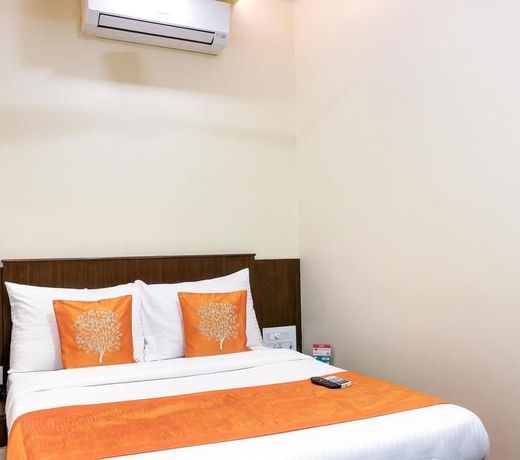OYO Rooms Dadar Railway Station