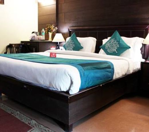 OYO 1835 Sun Hotel Agra