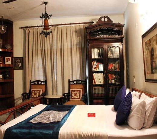 OYO 1427 Hotel Malhar Haveli
