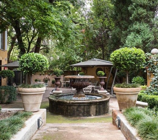 Godiva Spa & Guesthouse