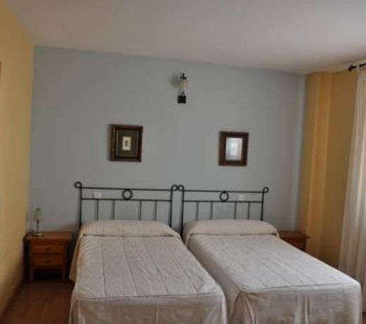 Hotel Puente de Piedra