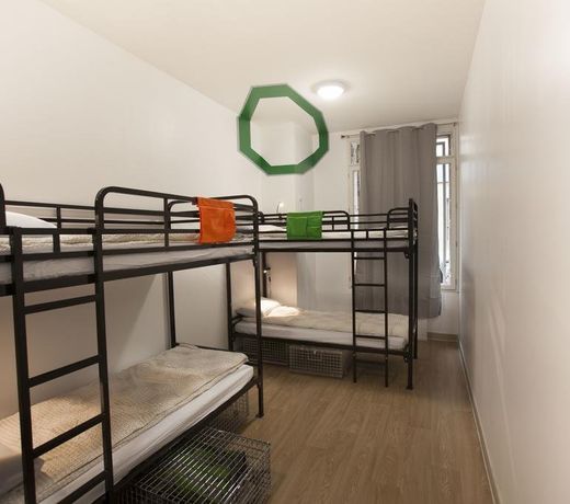 Le FlÃ¢neur Guesthouse