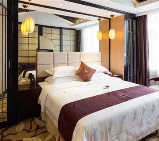 Royal Century Hotel