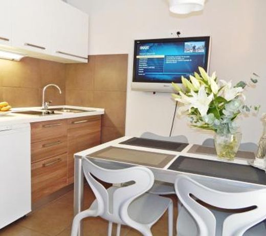 Guest House Varos