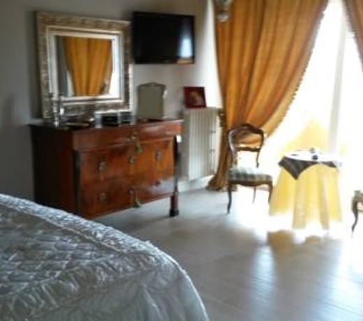 Villa Lucrezia
