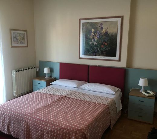 Charming Villa in Maggiora with Garden and Fireplace