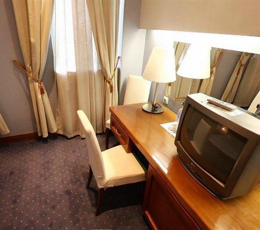 Hotel Astra