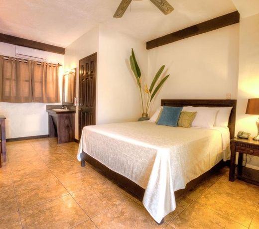 Hotel Roca Sunzal