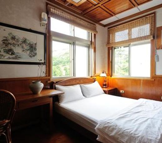 Jinghua Homestay