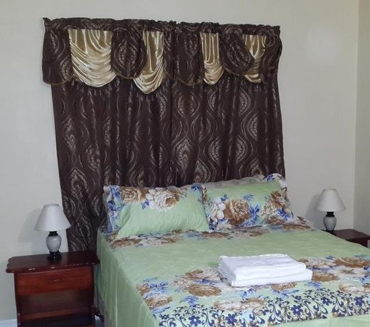 Breamar Suite