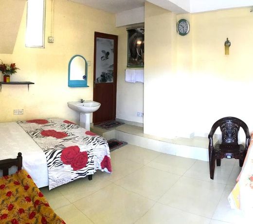 Manimalar Lodge