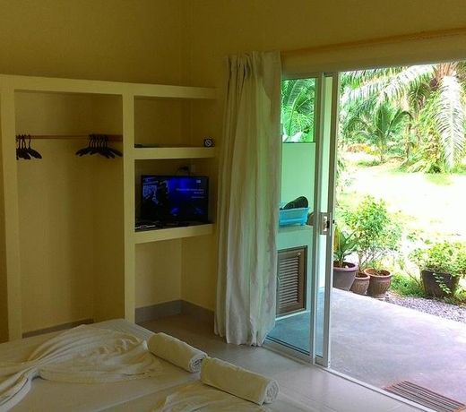 Aathid Garden Khao Lak