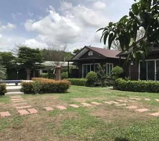 Monmhai Resort