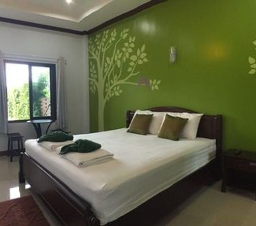 Monmhai Resort