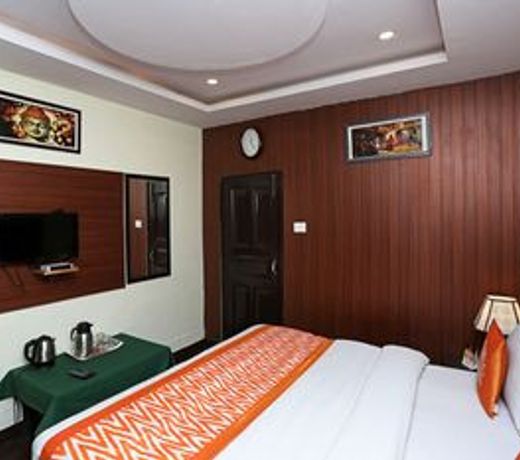 OYO 8077 Hotel Madhuban