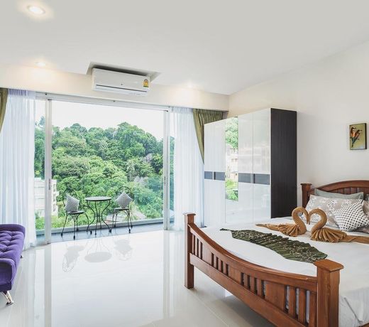 Chic Condominium