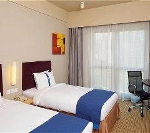 Holiday Inn Express Shanghai Putuo, an IHG Hotel