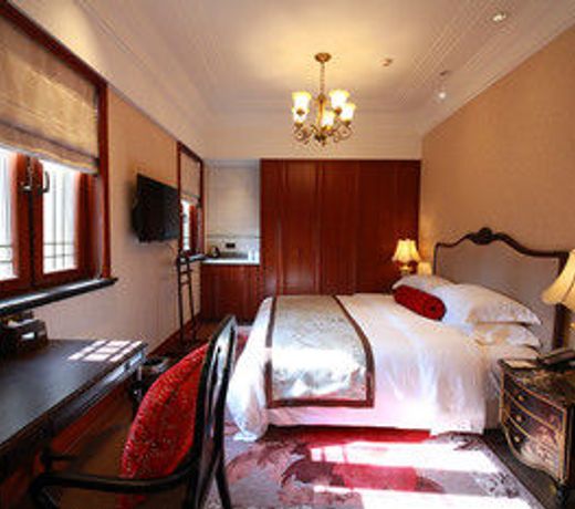 Donghu Hotel