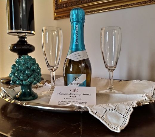 Atenea Luxury Suites