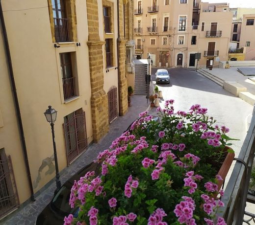 Atenea Luxury Suites