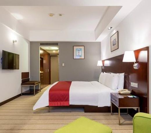 Holiday Inn Shanghai Vista, an IHG Hotel