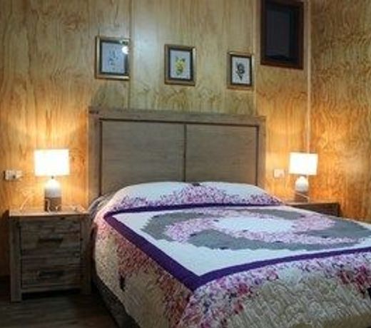Tweeters Country Getaway