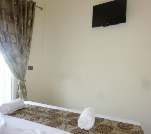 Hotel Red Apple