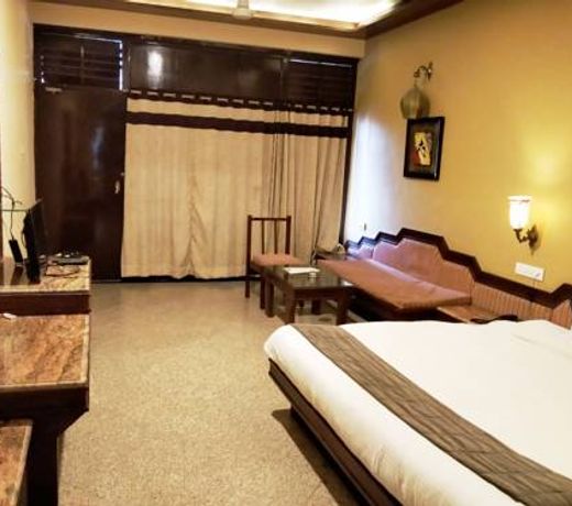 Hotel Mount Regency
