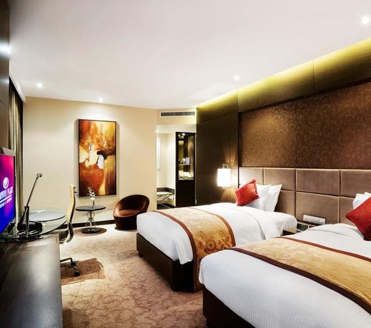 Crowne Plaza Shanghai, an IHG Hotel