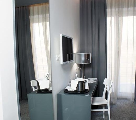 Hotel Leopardi