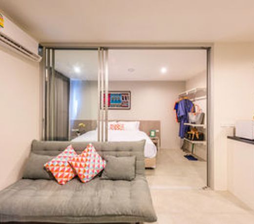 Recenta Suite Phuket Suanluang