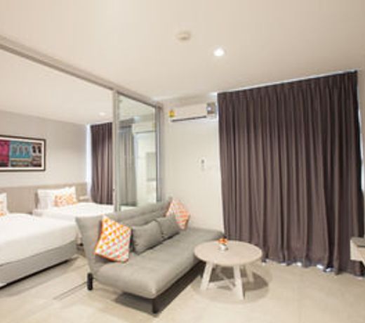 Recenta Suite Phuket Suanluang