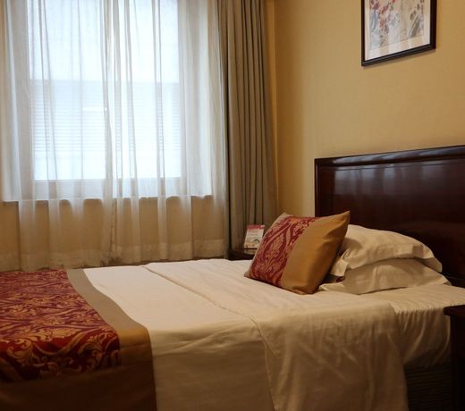 Donghu Guest House