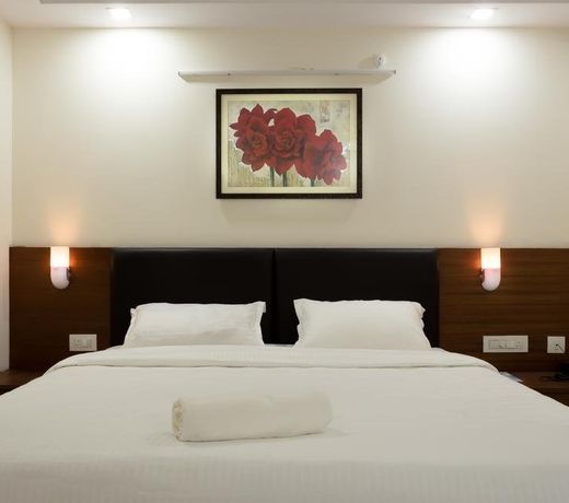 OYO 7585 The Stay Inn