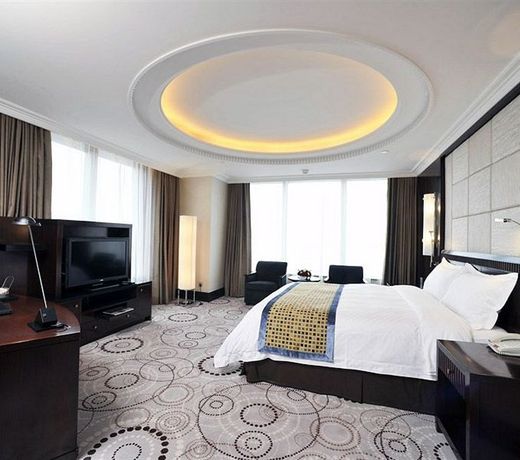 Grand Soluxe Zhongyou Hotel