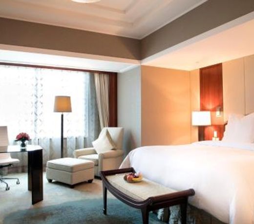 Four Seasons Hotel Shanghai