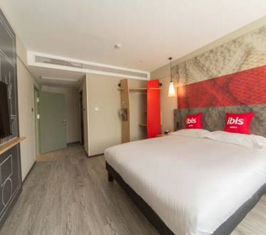 ibis Lanzhou Dongfanghong Plaza Hotel