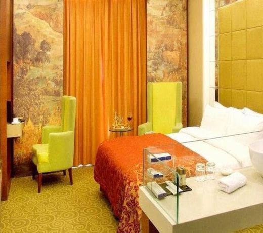 NEW BEACON QINGZHILV INTERNATIONAL HOTEL