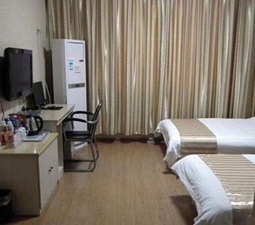 Jining Sishui Green Tree Business Hotel