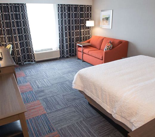 Hampton Inn & Suites Bay City