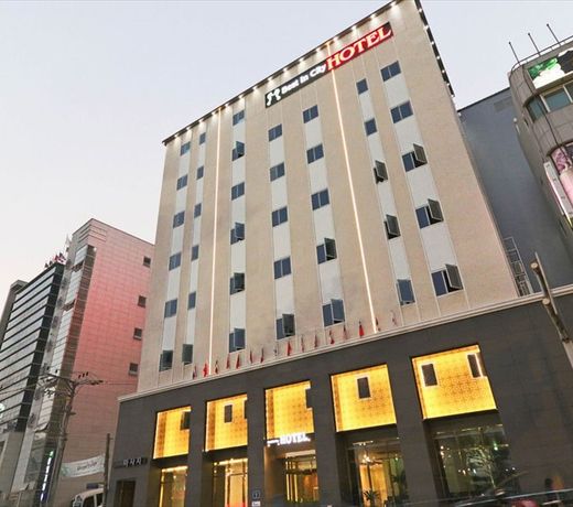 Best in City Hotel