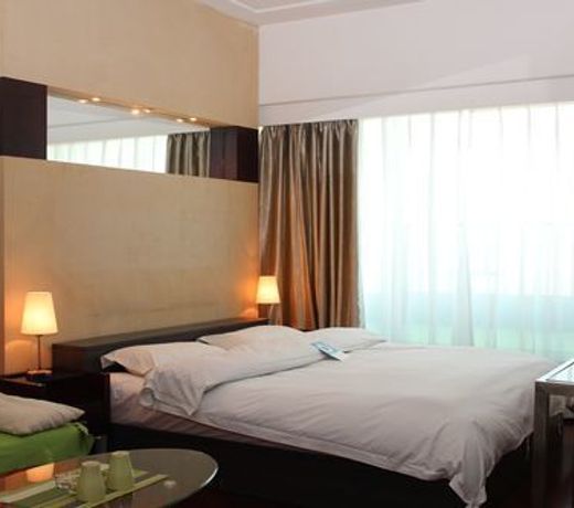 World Union Service Apartment